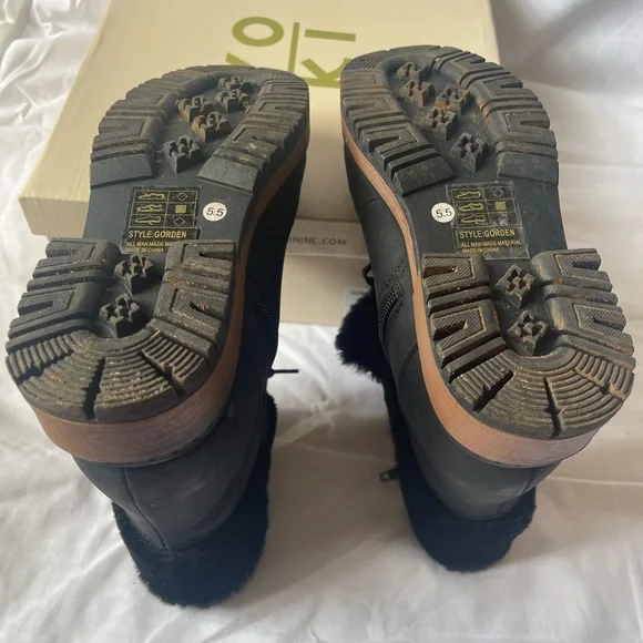 Women’s Yoki black lace up boots size 5.5 - Picture 4 of 5